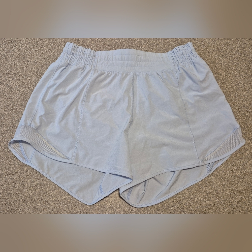 Womens Lululemon Hotty Hot Short 4 In Size 8